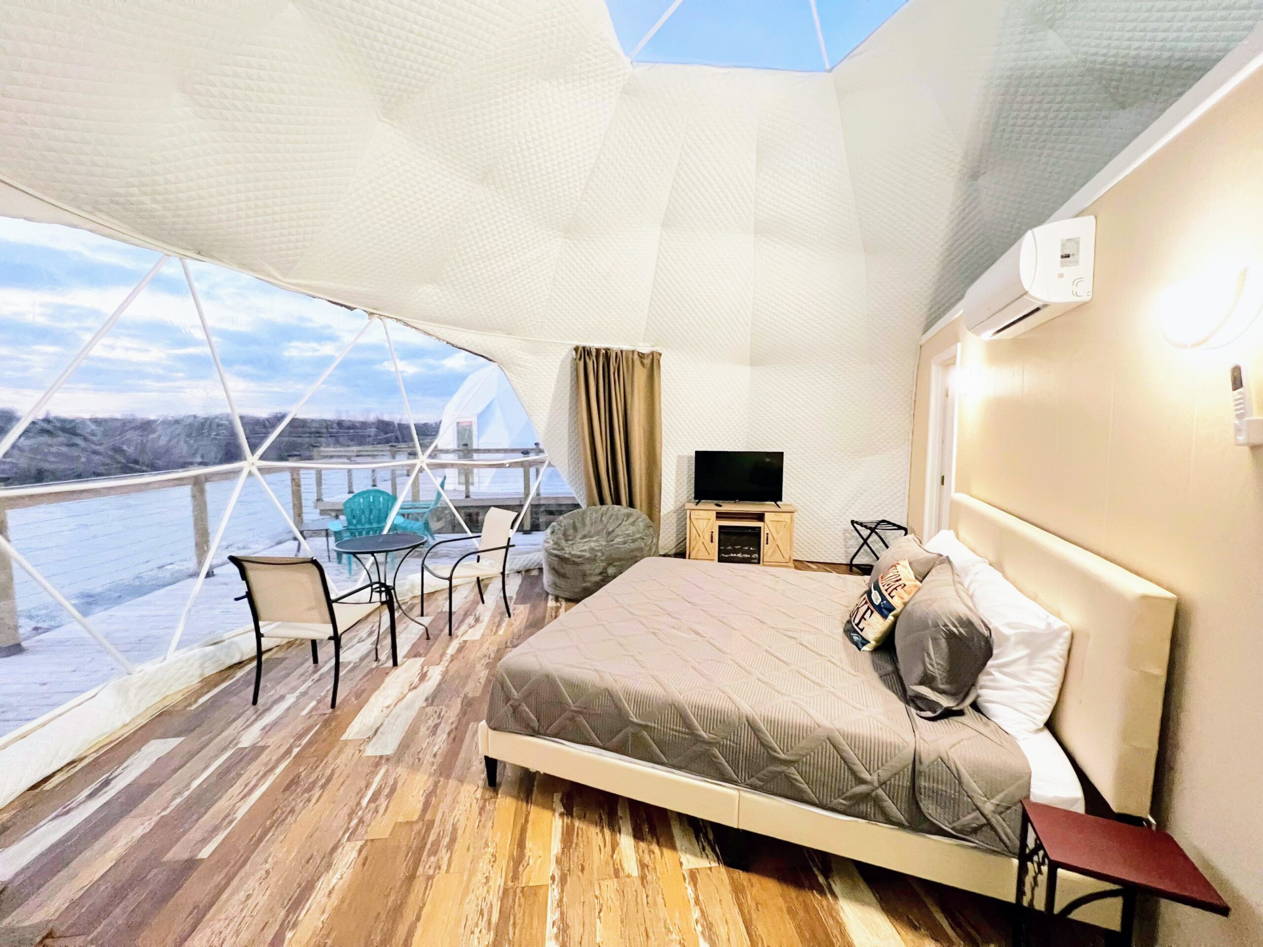 757D2B02-277E-41C7-B4F8-3C75F9EDA5C9-compressed